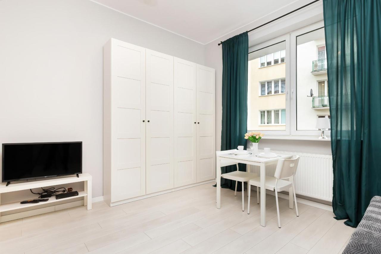Apartments Gdynia Abrahama By Noclegi Renters Экстерьер фото